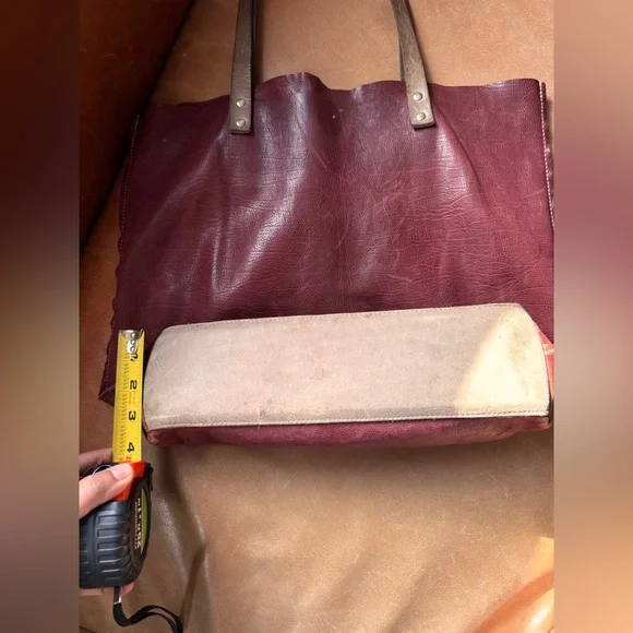 Vintage vibes red maroon brown soft leather tote Toshi minimal designer luxe - Picture 14 of 17